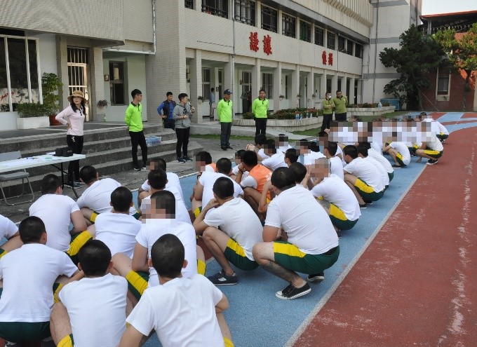 裁判講解比賽規則