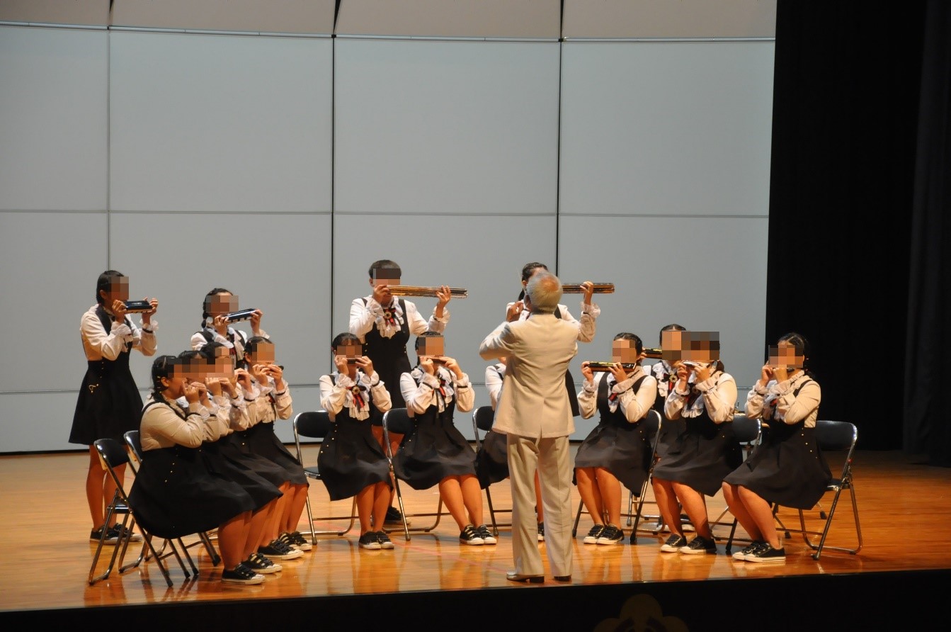 won the second place in the 110th school year student music competition in Changhua County