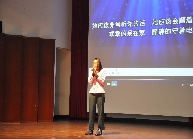 第三名-短髮(來到勵志剪掉長髮的她重新找回自信)