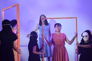 學生表演場景二
