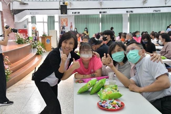 校長關懷學生