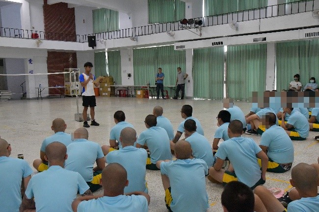 Physical education teacher explains the rules of the game