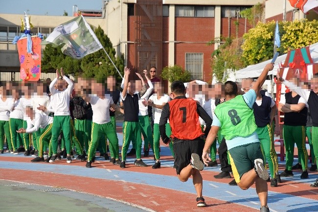 Team relay race