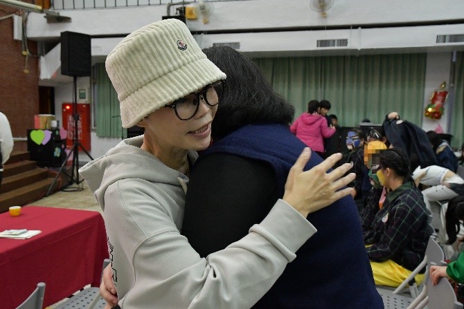 Teacher Yawen gives students full of positive energy