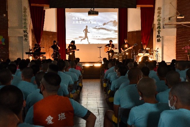 All students in the school participated in the event and listened carefully