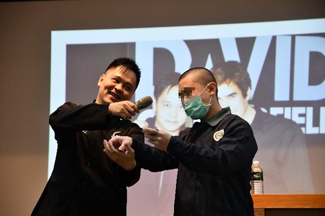 學生與講座互動熱絡