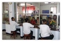 Inmate's family member visit and safety check of the dorm and annual fire drills, a total of 3 pictures